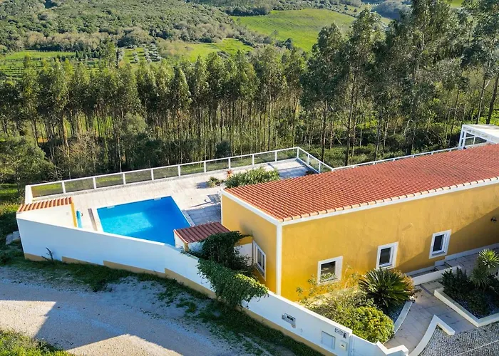 Casa Amarela - Countryside Villa By Lovelystay